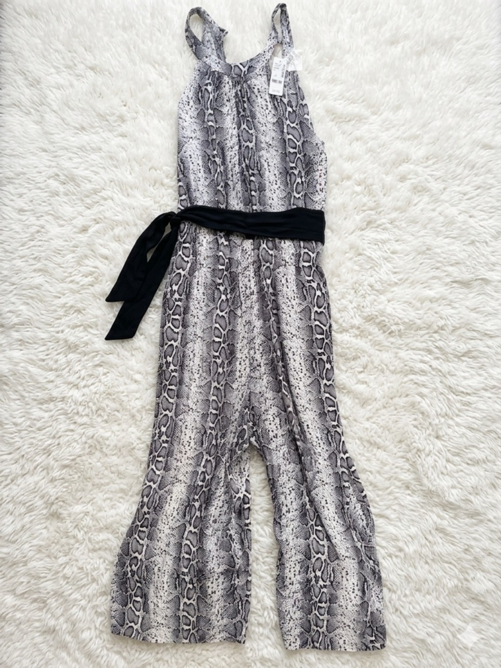 NWT Love&Legend (Addition Elle) Snakeskin Halter Wide-Leg Jumpsuit - 24 Plus - Picture 6 of 7
